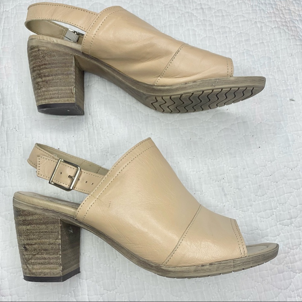Sophia Milano Leather Slingback Sandals Size 9 Beige Made in Italy - Picture 10 of 13